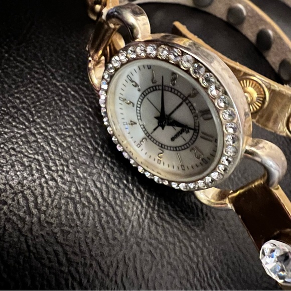 Gold Wrap Watch w/ Rhinestones & Mother of Pearl Face - Snap Button Close - Picture 3 of 12